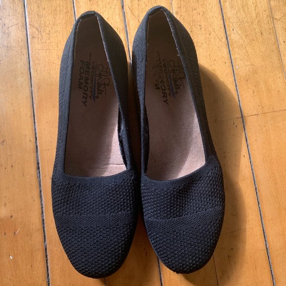 Ballet flats with memory foam - Picture 1 of 10